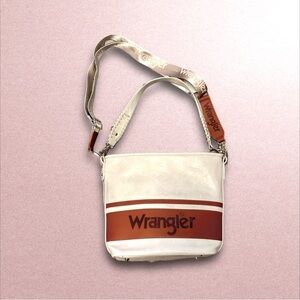 Wrangler NWOT bucket bag women’s purse wranglers western white beige crossbody